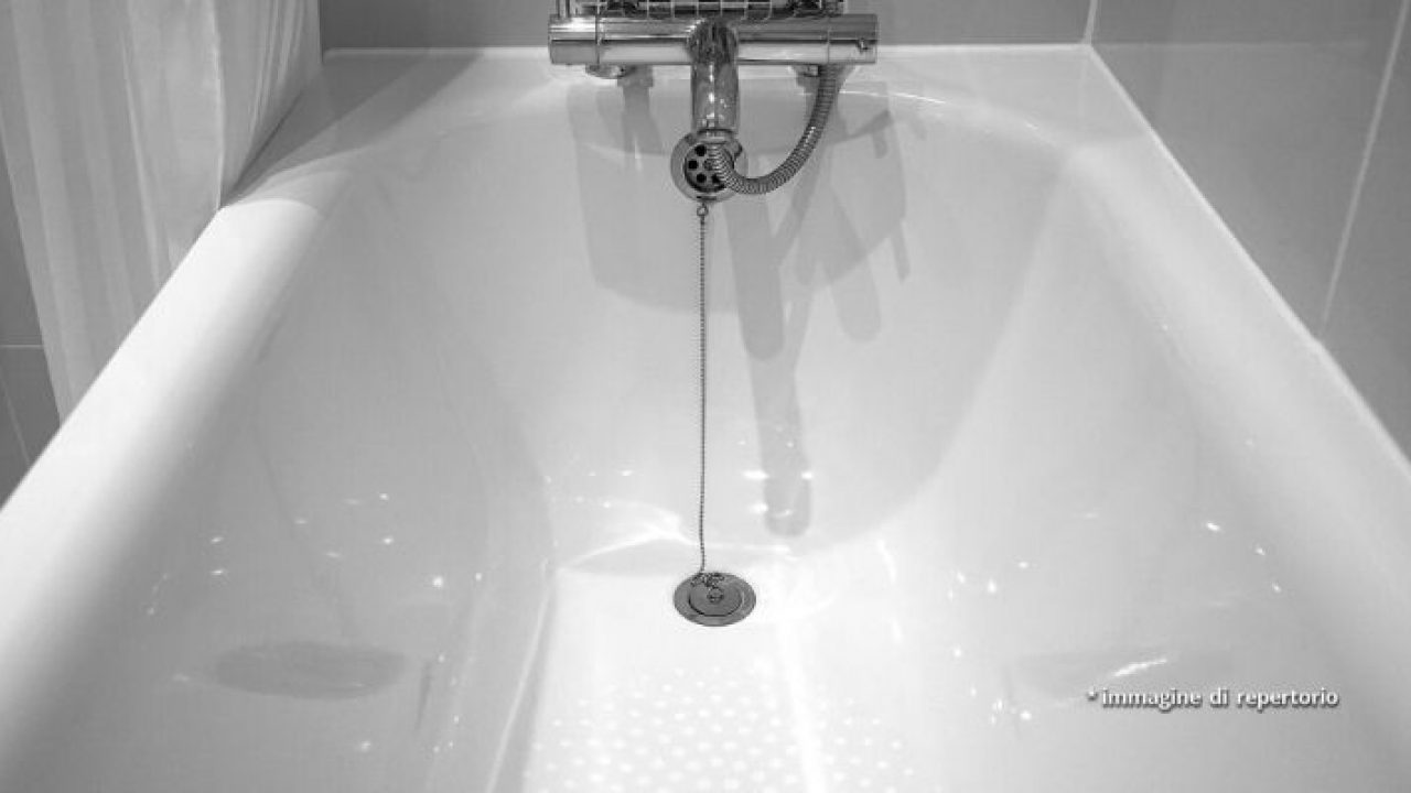Sviene Nella Vasca Da Bagno Morta Una Bambina Di 6 Anni