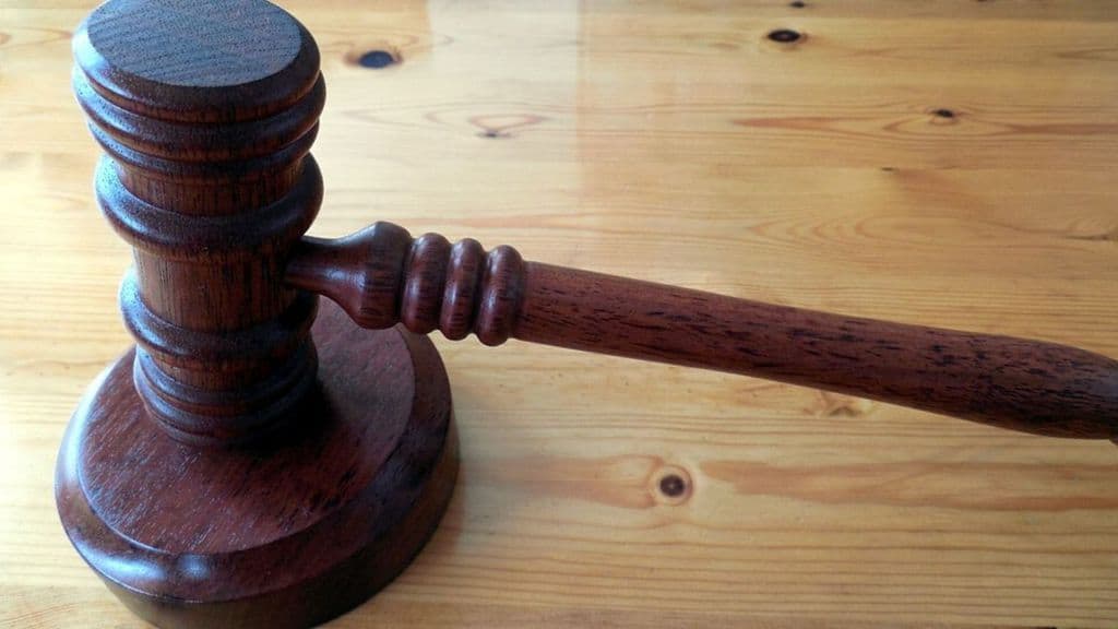 Quando si separa dalla moglie e chiede l’affidamento condiviso del figlio, il bambino ha 6 anni. Ma l’ok del tribunale arriva quando il piccolo è ormai maggiorenne (Immagine di repertorio)
