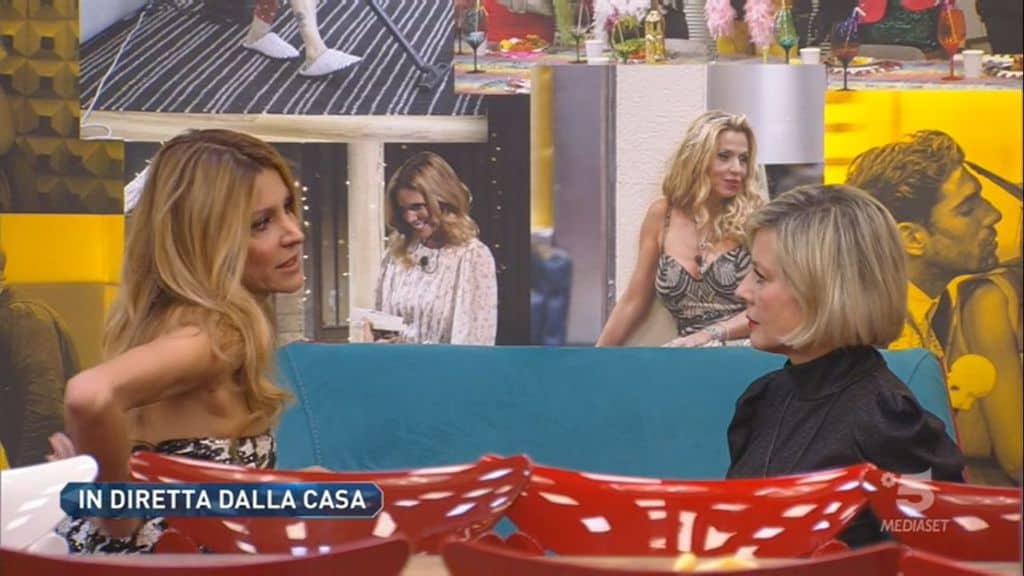Adriana Volpe con Antonella Elia
