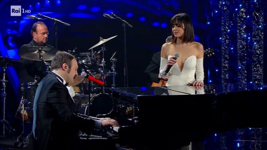 Raphael Gualazzi e Simona Molinari cantano E se domani