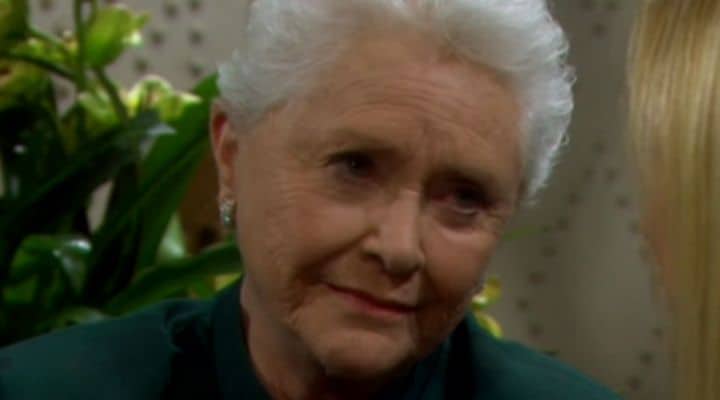 Susan Flannery nei panni di Stephanie Forrester