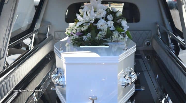 Bara ad un funerale