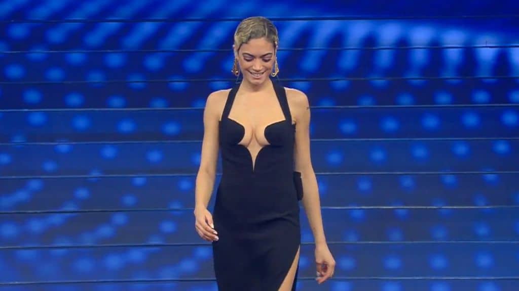 Elodie durante la finale di Sanremo