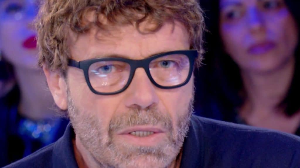 Massimo Ciavarro vittima di un furto mentre era in vacanza | forzata la cassaforte e rubati beni preziosi - Vimarsana News