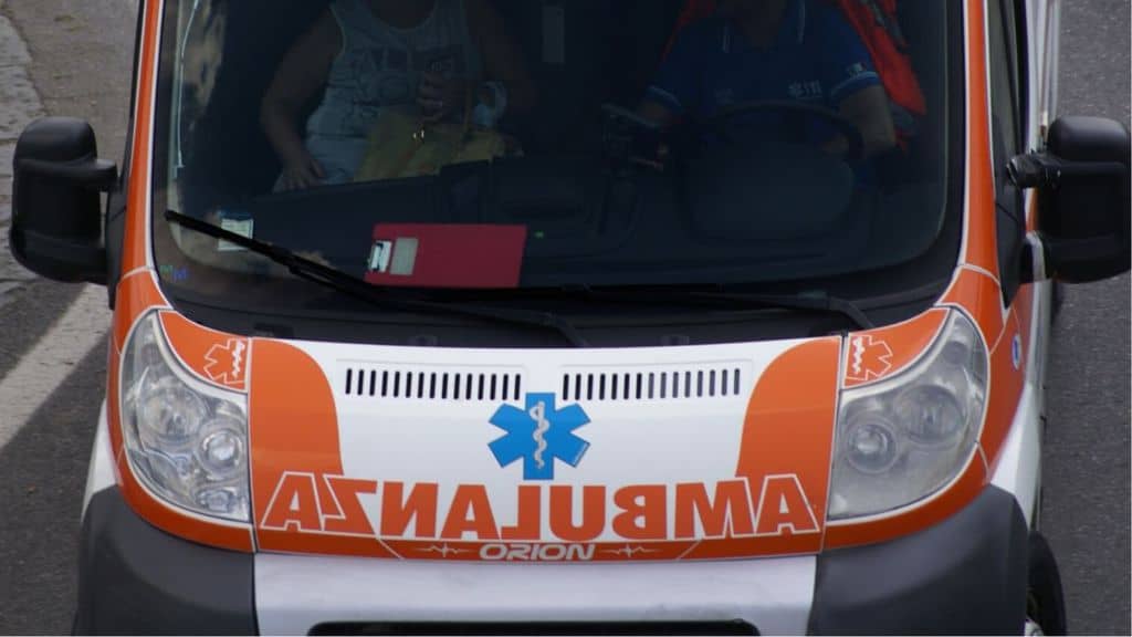 Roma, 19enne ingerisce veleno letale ma si pente troppo tardi: morto suicida