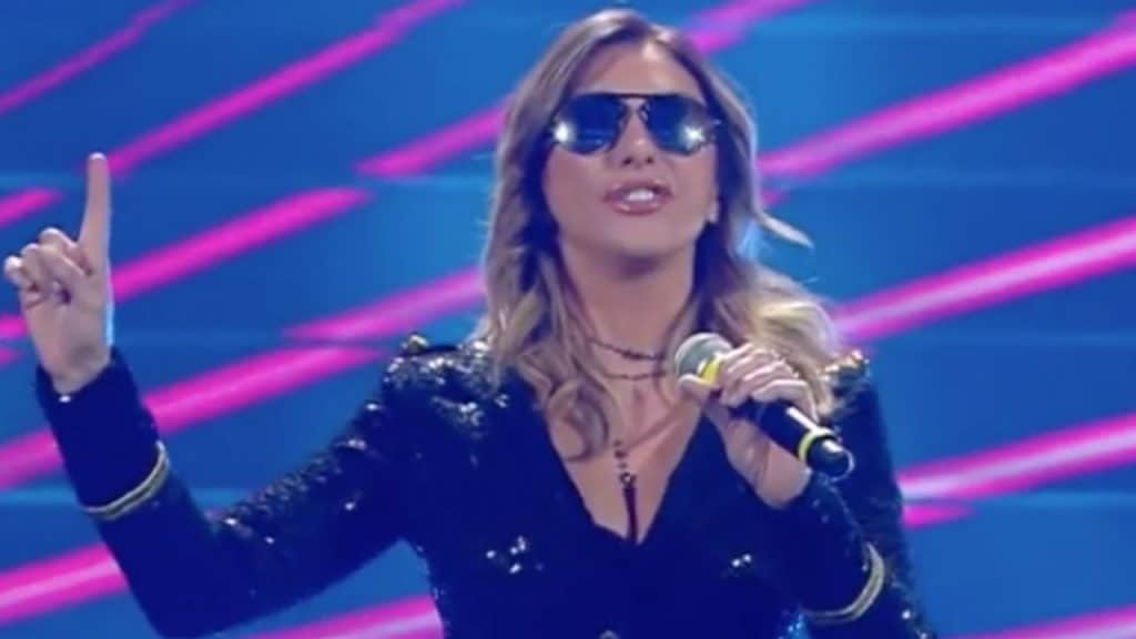 sabrina salerno in primo piano