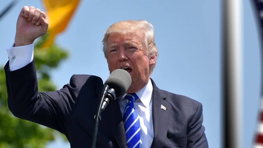 Assoluzione più vicina per il presidente USA Donald Trump nel caso di impeachment. Il Senato vota contro nuovi testimoni