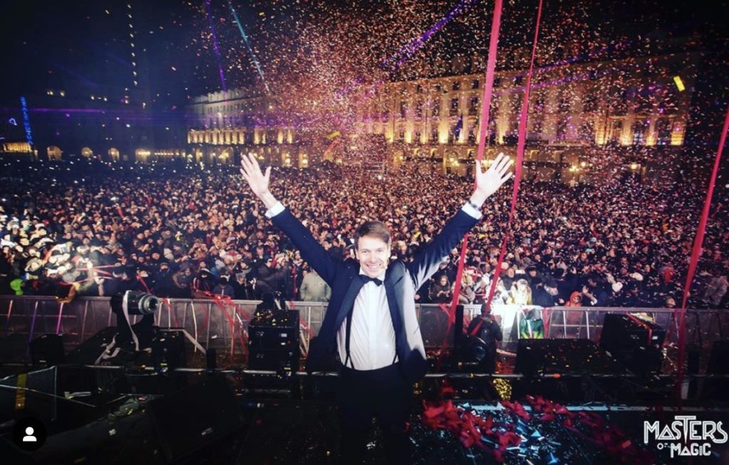 Walter Rolfo e Masters of Magic a Capodanno in piazza a Torino