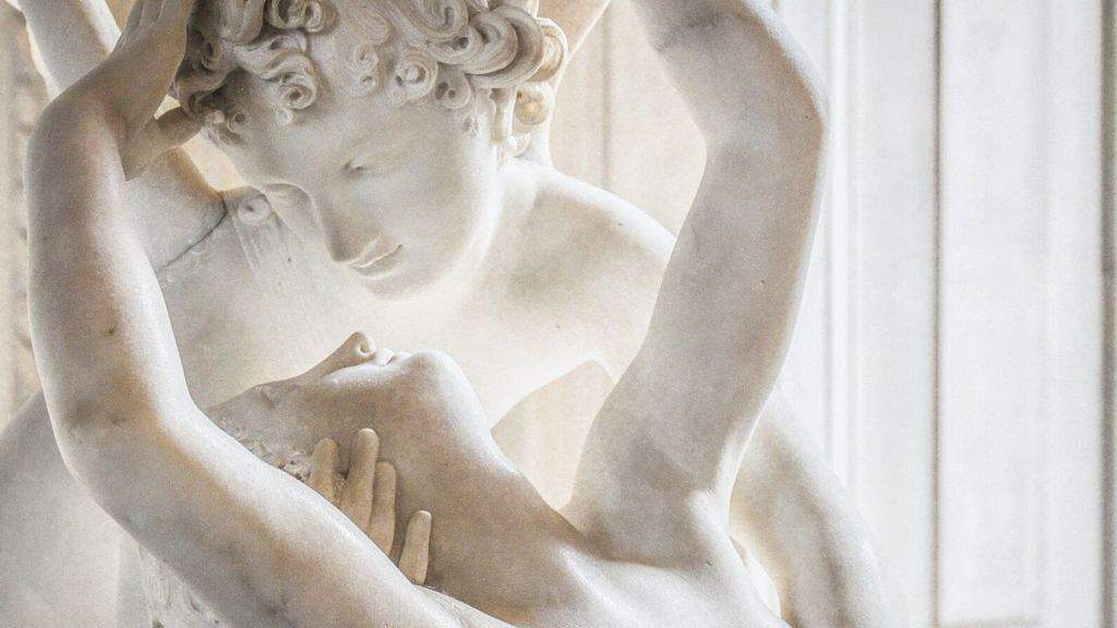 amore e psiche statua