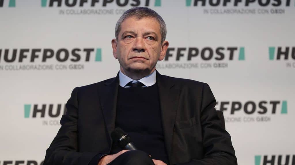 il direttore di La Repubblica Carlo Verdelli ad un convegno