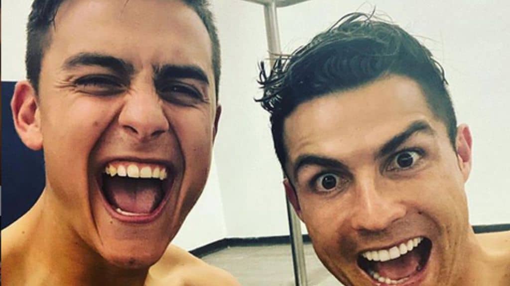 Dybala e Ronaldo esultano insieme