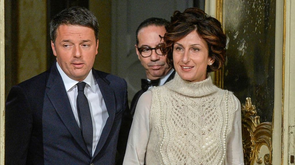 primo piano matteo renzi e agnese landini