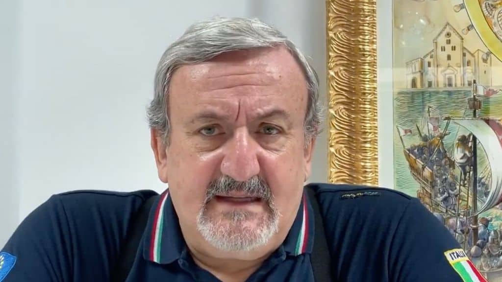 primo piano del governatore Michele Emiliano