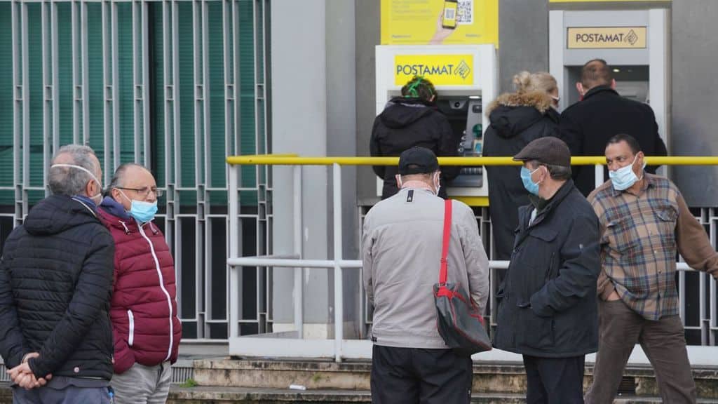 Pensionati alle Poste