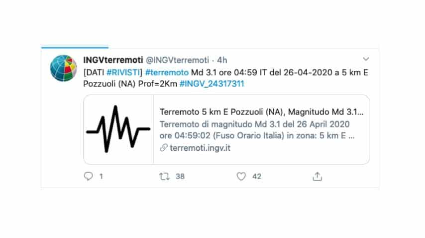 Uno dei tweet dell'INGV sulle scosse di terremoto nel napoletano