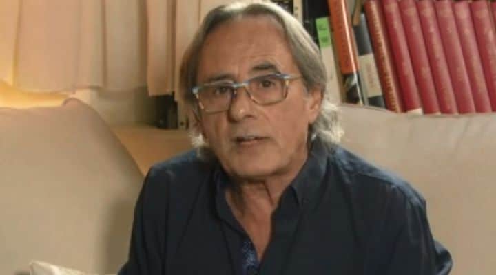 nino formicola in collegamento con domenica in