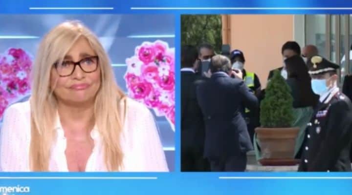 Mara Venier a Domenica In segue in diretta l'arrivo in Italia di Silvia Romano