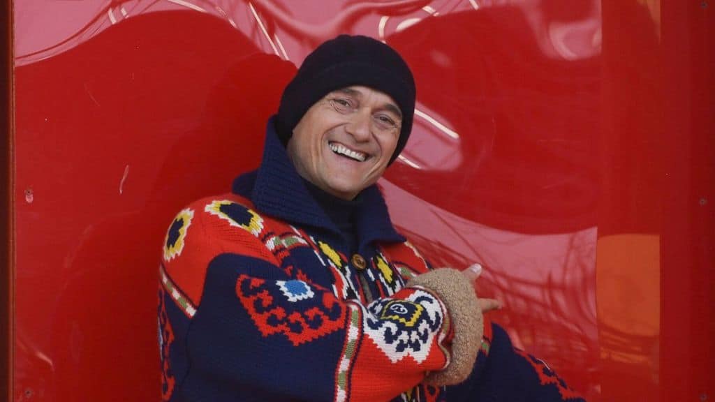 alfonso signorini in primo piano