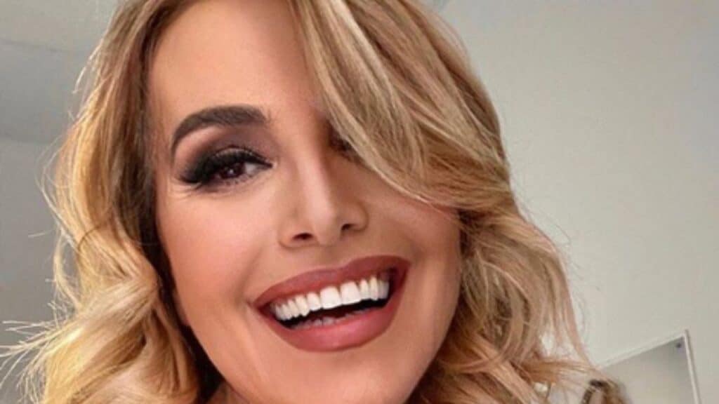 Barbara d’Urso incinta su Instagram: lo scatto con l’evidente pancione