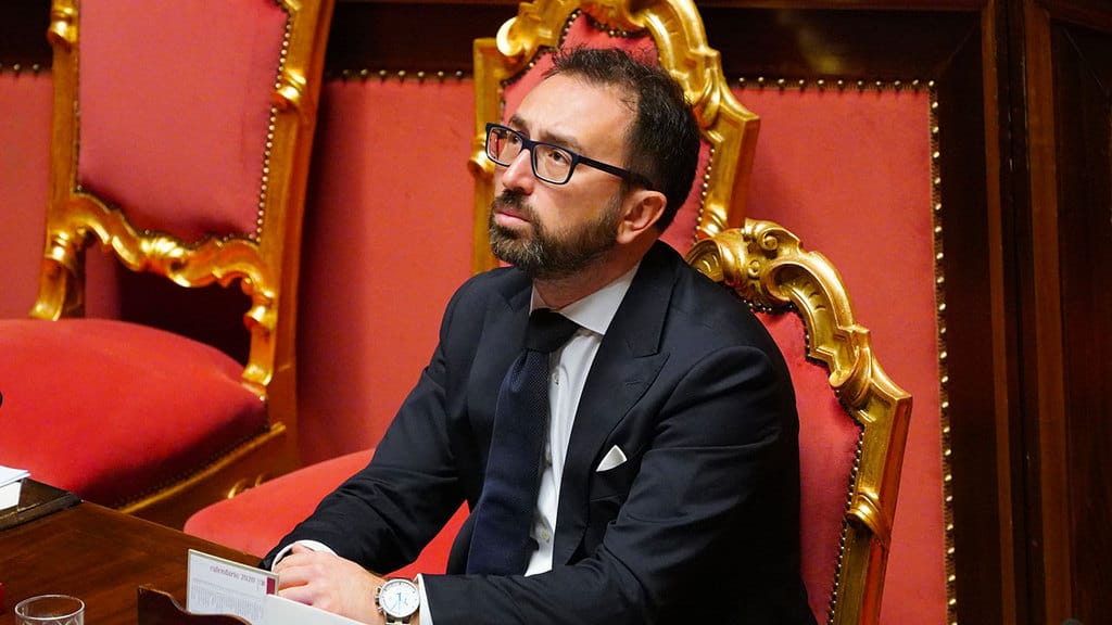 alfonso bonafede ministro della giustizia in aula