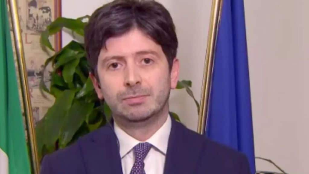 Il ministro della Salute Roberto Speranza “Necessario ripartire, ma fondamentale la prudenza. Il coronavirus è ancora pericoloso”