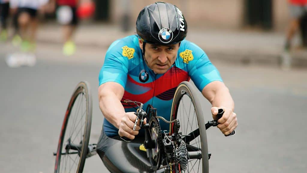 alex zanardi in bici