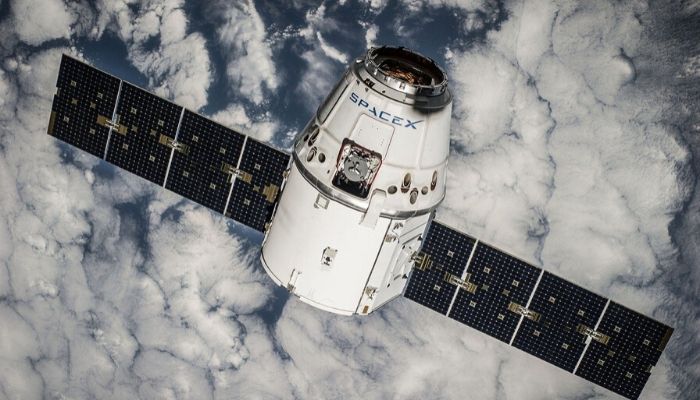 Satellite SpaceX in orbita