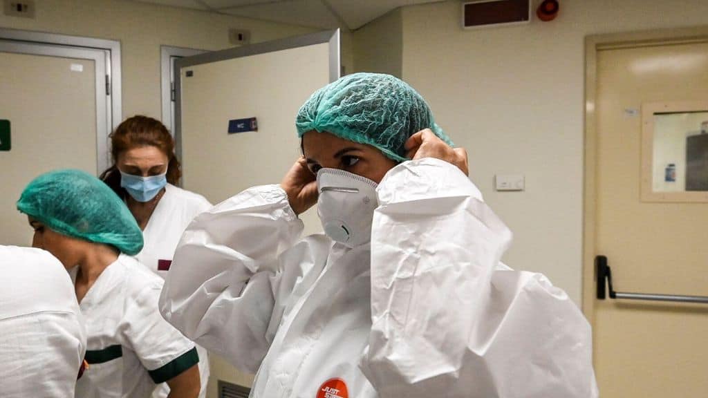 coronavirus italia dottoressa in ospedale