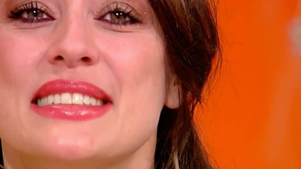 elisa isoardi commossa