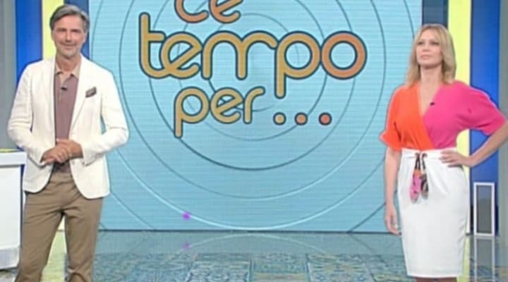 beppe convertini e anna falchi nello studio di C'è tempo per