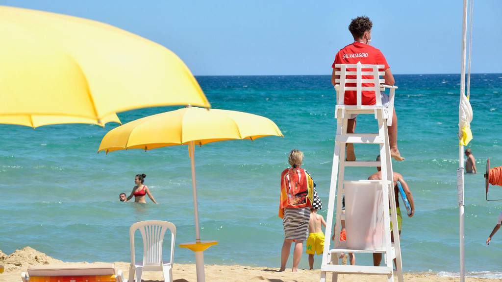 caldo spiaggia mare