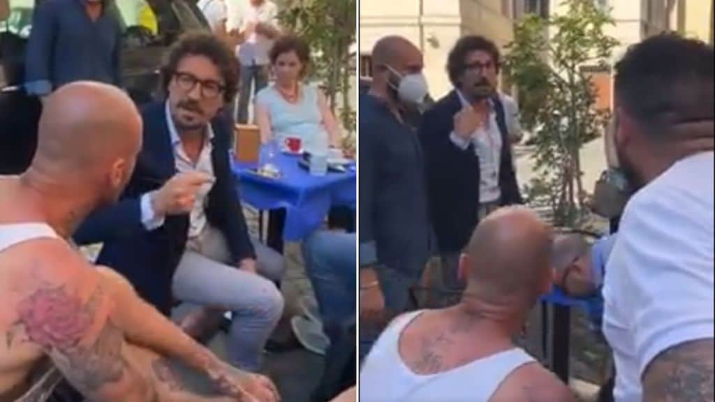 Danilo Toninelli contestato al bar