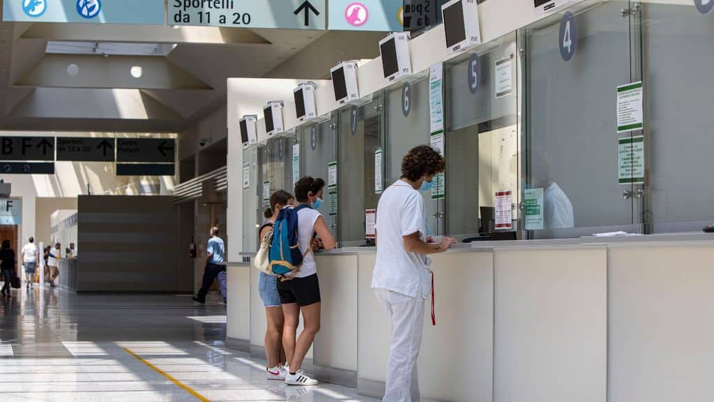 ospedale con medici dentro