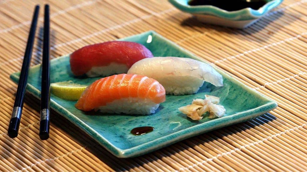 pesce crudo sushi
