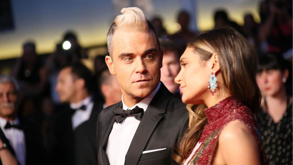 Robbie WIlliams e la moglie minacciati di decapitazione ad Haiti nel 2010