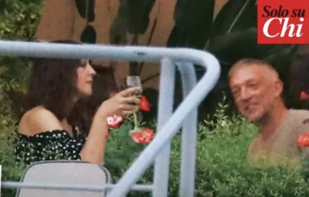 Monica Bellucci e Vincent Cassel sul Lago di Como. Foto: Chi