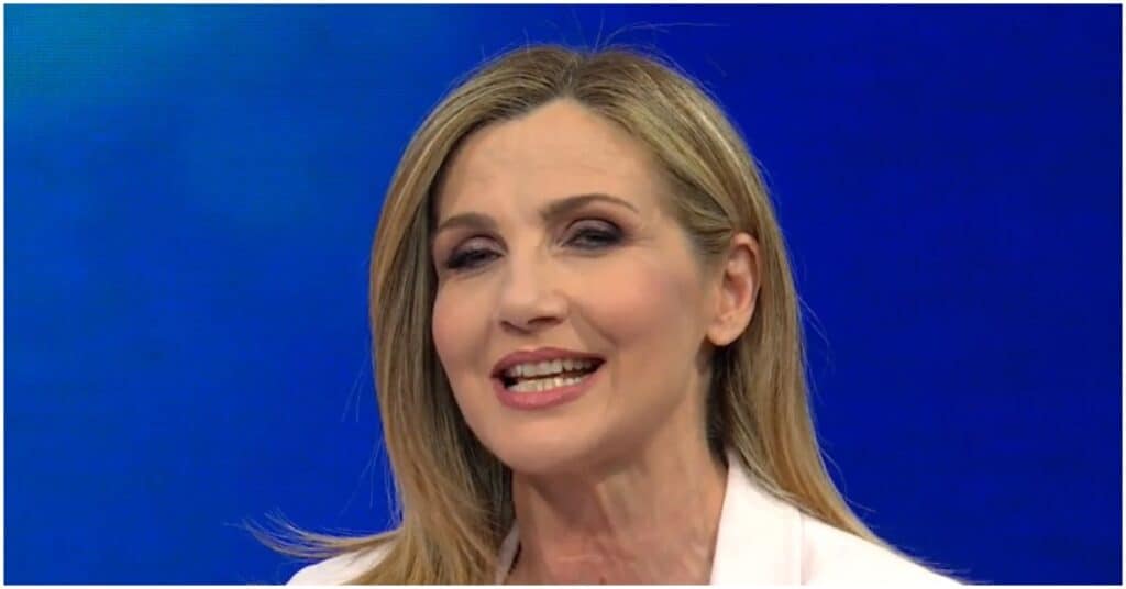 Lorella Cuccarini, possibile futuro in Mediaset dopo la lite con Matano Lorella Cuccarini, possibile futuro in Mediaset dopo la lite con Matano