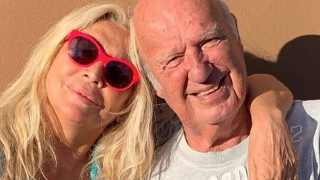 mara venier e nicola carraro abbracciati