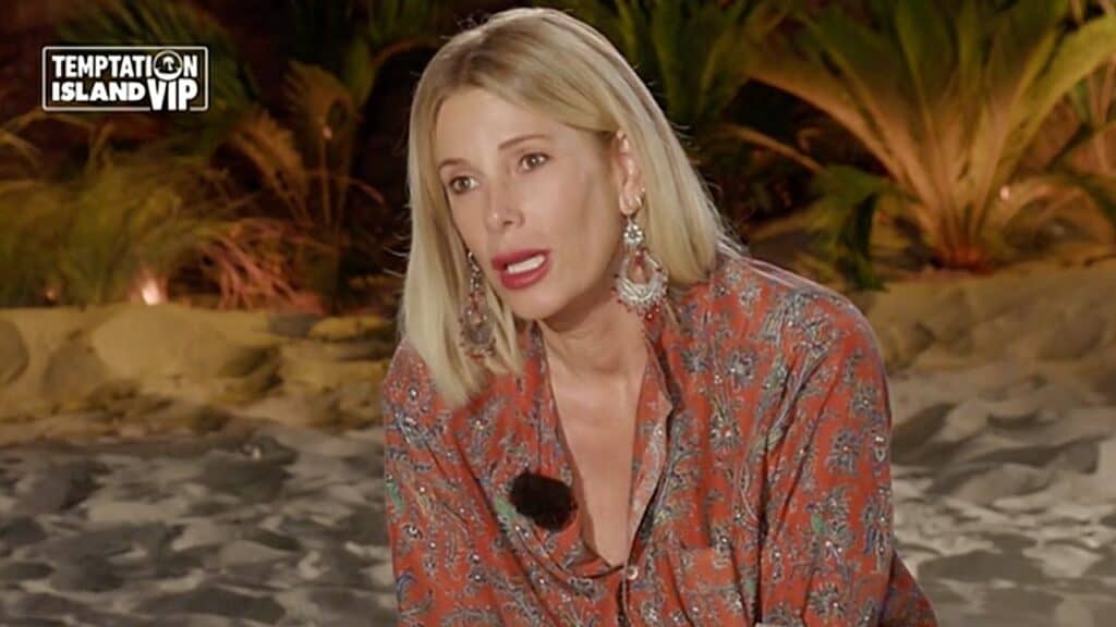 Temptation Island Vip, colpo di scena per il reality di Alessia Marcuzzi Temptation Island Vip, colpo di scena per il reality di Alessia Marcuzzi