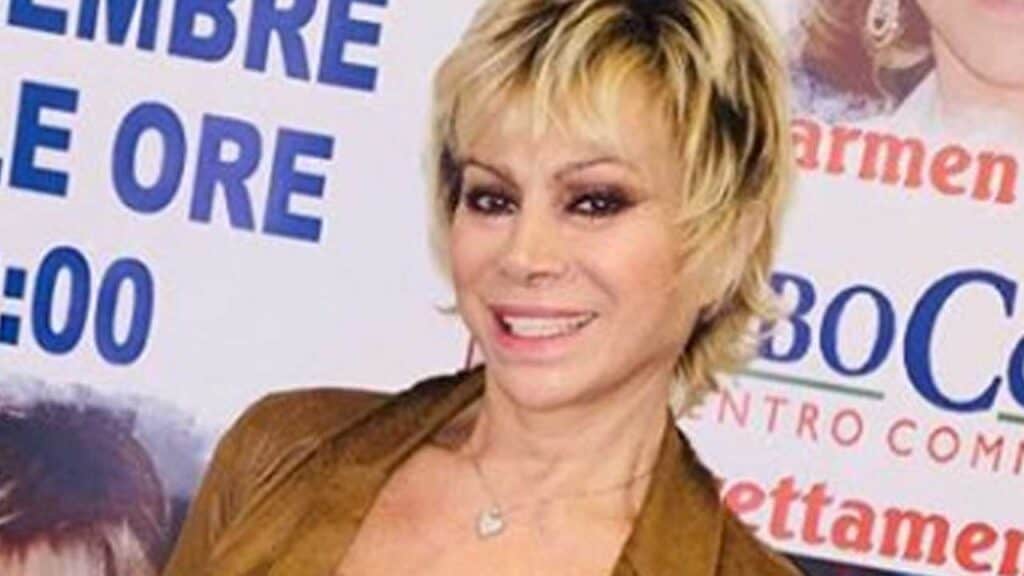 Carmen Russo, una vita sempre in movimento Carmen Russo, una vita sempre in movimento