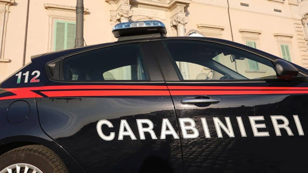 auto dei carabinieri