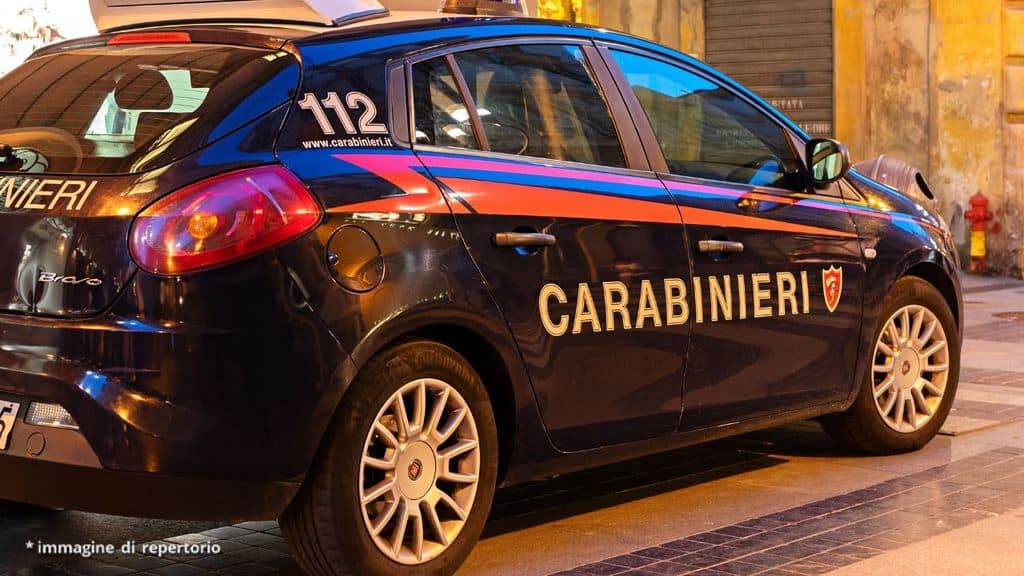 auto dei carabinieri