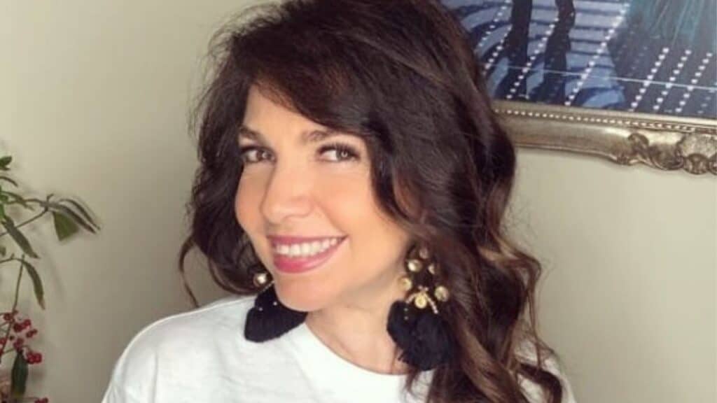 Cristina D’Avena, tra sensualità e nuovi progetti: “Un po’ di cose bollono in pentola” Cristina D’Avena, tra sensualità e nuovi progetti: “Un po’ di cose bollono in pentola”