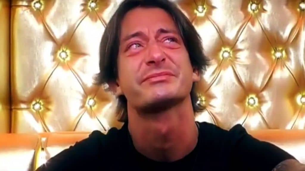 GF Vip, Francesco Oppini in lacrime per la fidanzata morta &quot;Lei era vita&quot;