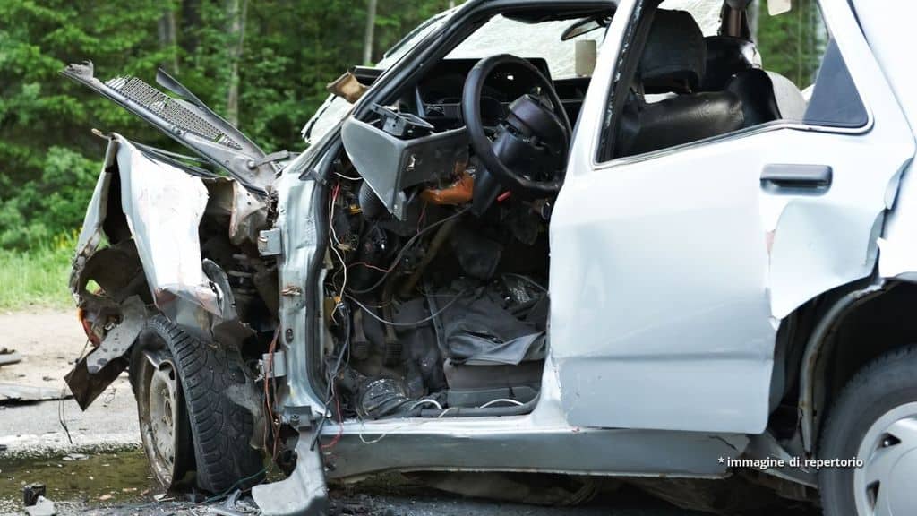 Incidente stradale, 4 persone morte nel veneziano in uno scontro frontale lungo la statale 14 Triestina