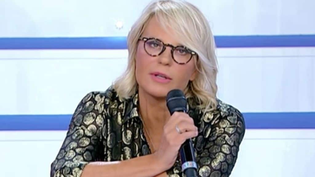 maria de filippi in primo piano
