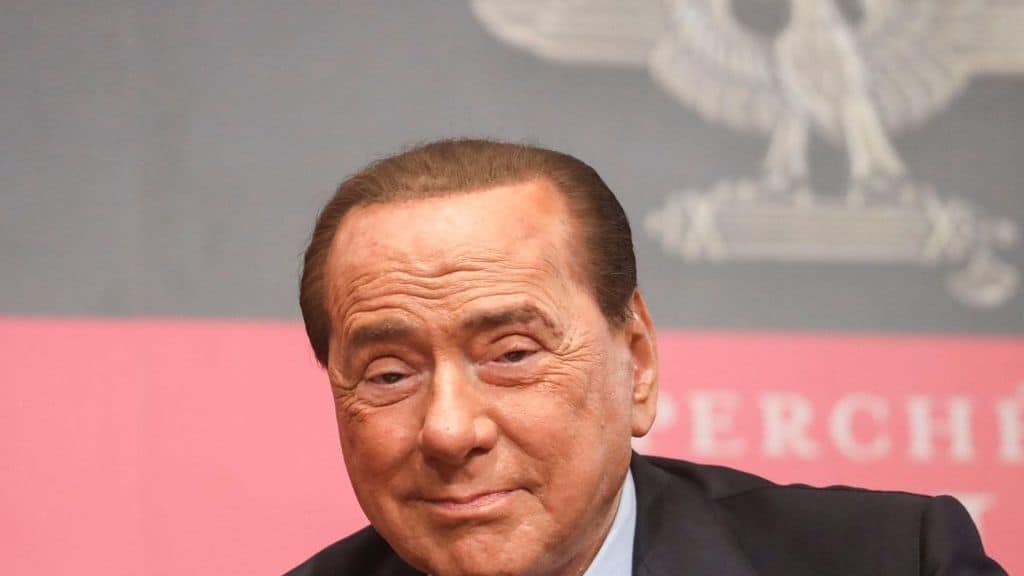 silvio berlusconi in primo piano