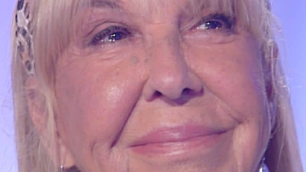 wilma goich in primissimo piano in lacrime