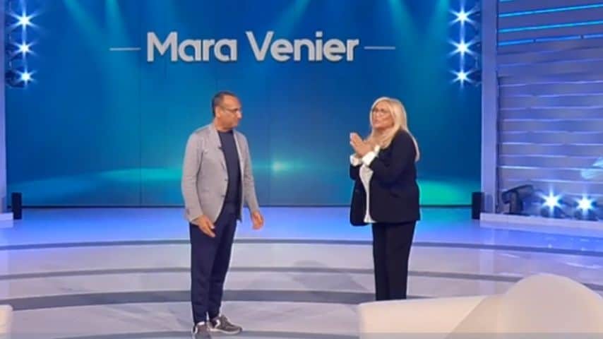 Carlo Conti intervista Mara Venier a Domenica In