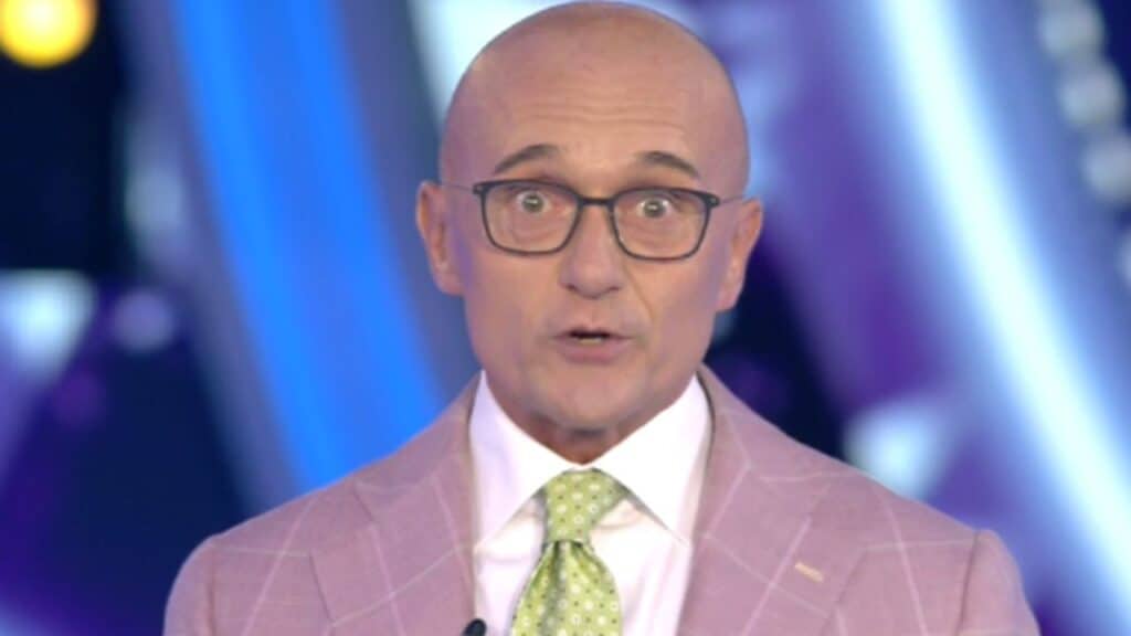 Gf vip: un concorrente abbandona la Casa Gf vip: un concorrente abbandona la Casa